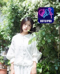 Chloe Simmons-HOT51PRO