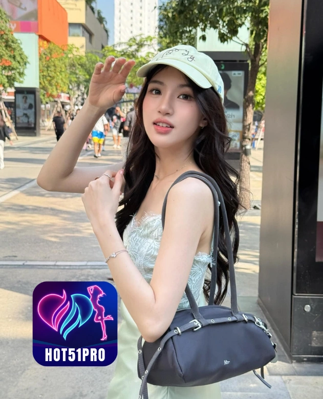 Connor Hayes-HOT51PRO