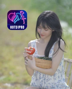 Ella Hughes-Hot51PRO