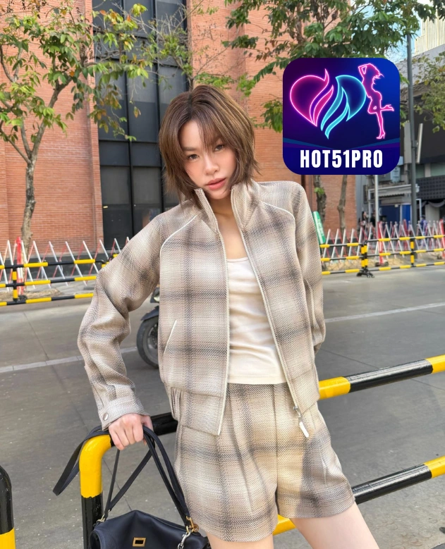 Freya Morgan-HOT51PRO