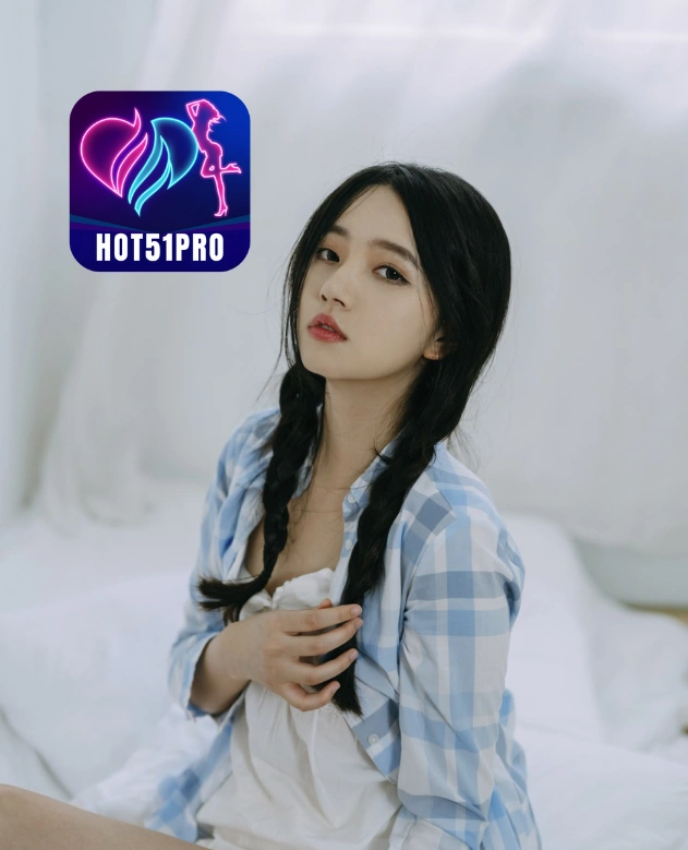 Jenna Hughes-HOT51PRO