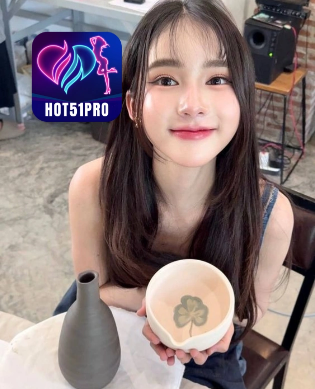 Julia Brennan HOT51PRO