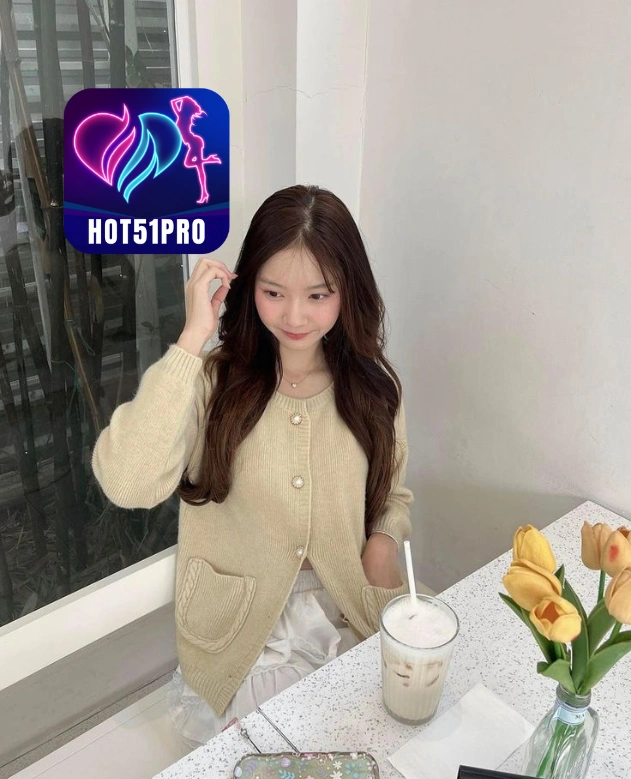 Maya Turner-HOT51PRO