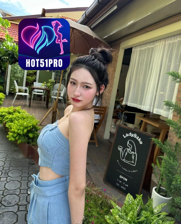 Nicole Avery HOT51PRO