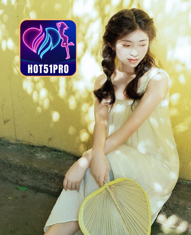 Candice Brooks-Hot51