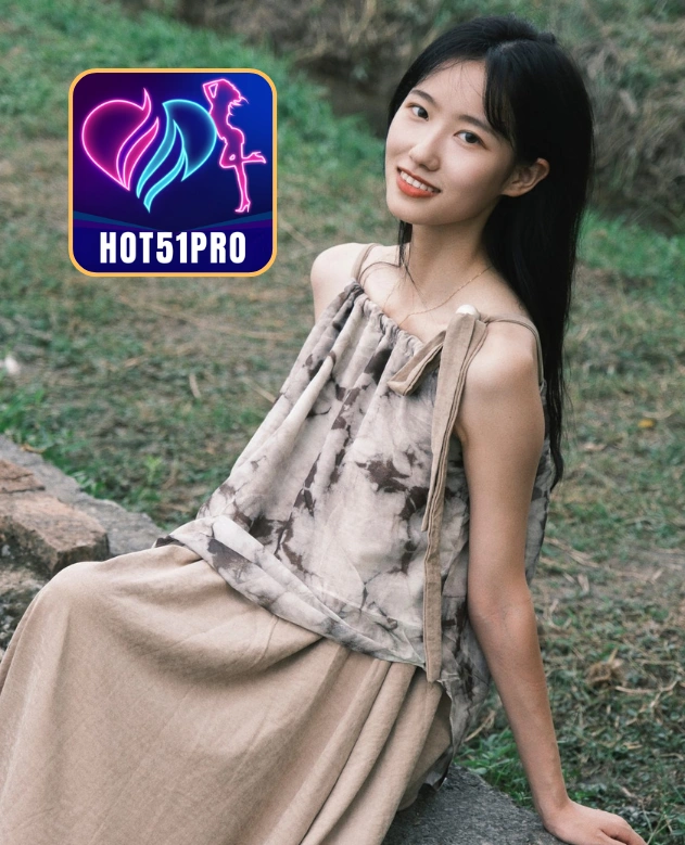 Charlotte Brooks-Hot51