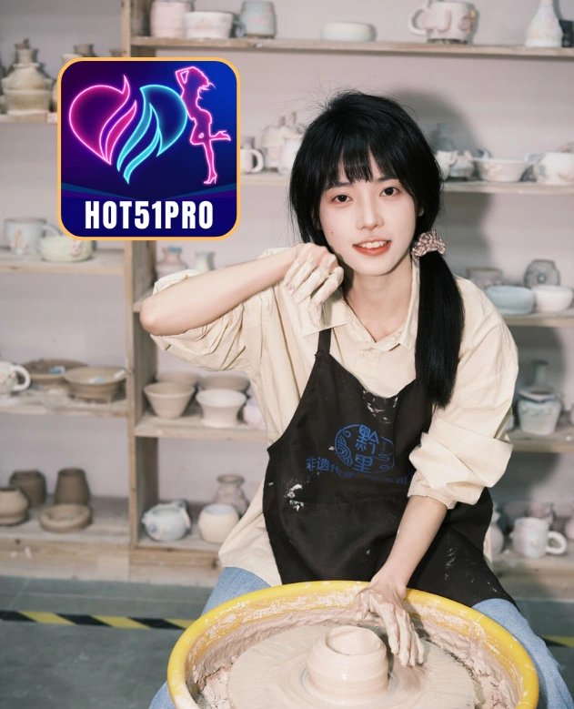 Daisy Turner-Hot51Pro