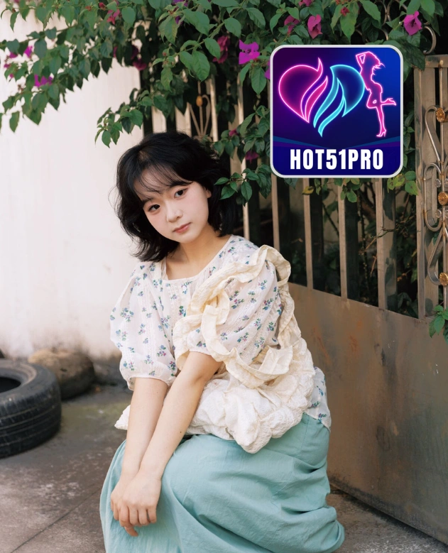 Emily Grant-Hot51Pro