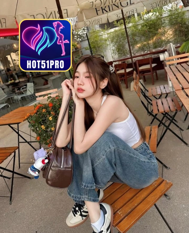 Michelle Phillips-HOT51PRO