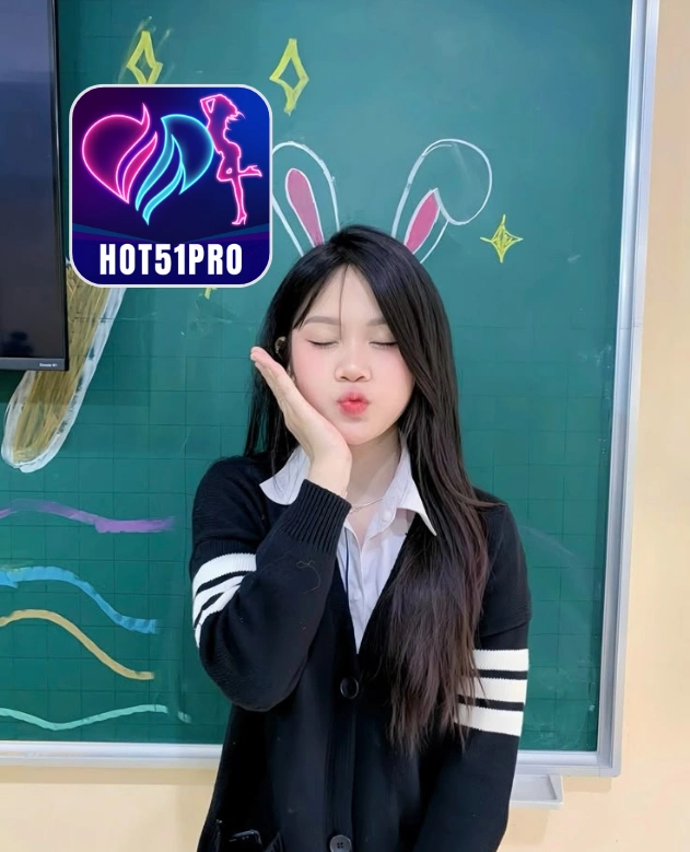 Nora Torres-HOT51PRO