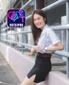 Rachael Owens-HOT51PRO