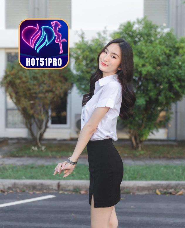 Rachael Owens-HOT51PRO