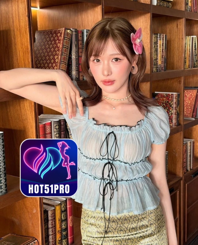 Scarlett Reed-HOT51PRO