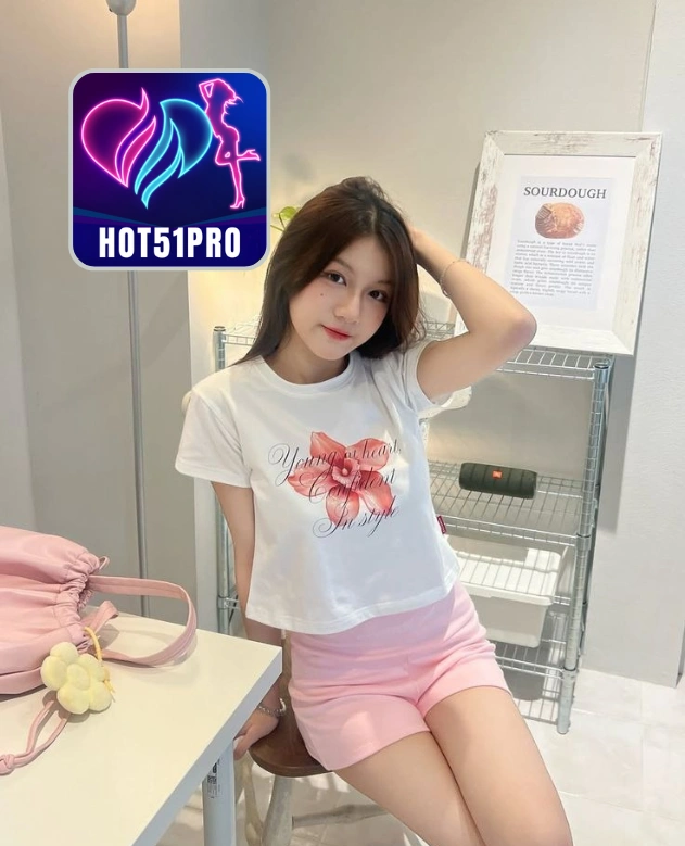 Violet Ellis-Hot51PRO