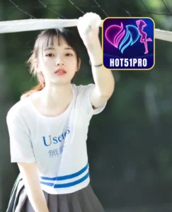 Camilla Bennett-HOT51PRO