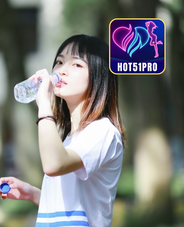 Camilla Bennett-HOT51PRO