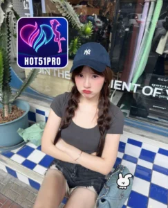 Isla Bennett-HOT51PRO