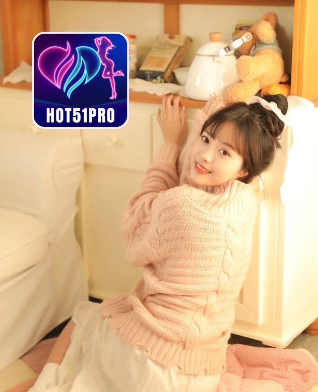 Julia Parker-HOT51PRO