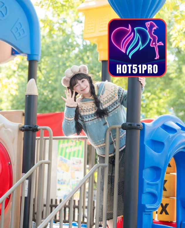 Ashton Wells-HOT51PRO