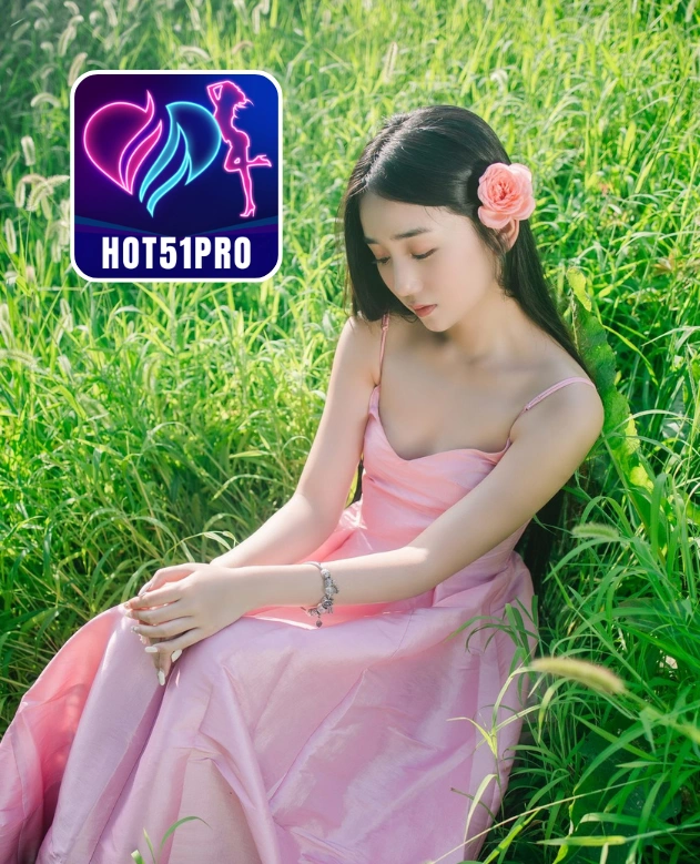 Livia Sari-HOT51PRO