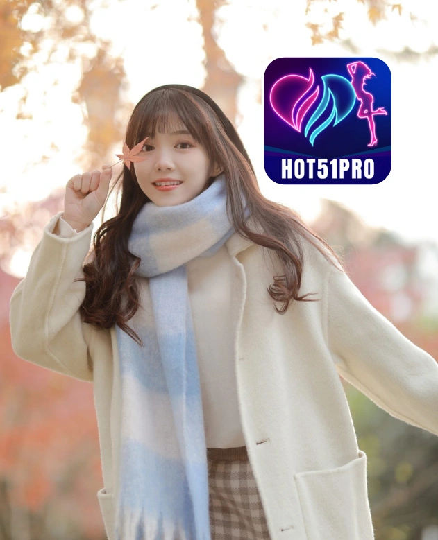 Laura James-HOT51PRO