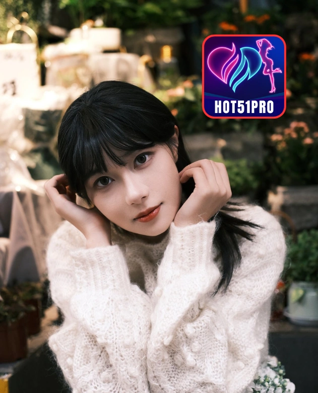 Nadya Safira-HOT51PRO
