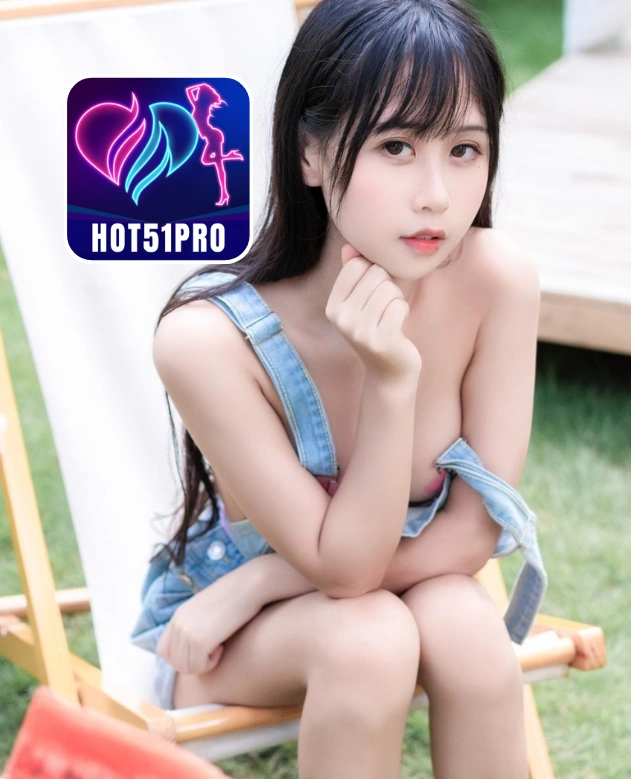 Parker Bell-HOT51