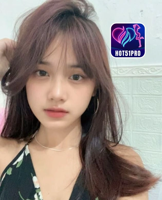 Chloe Phillips-HOT51PRO