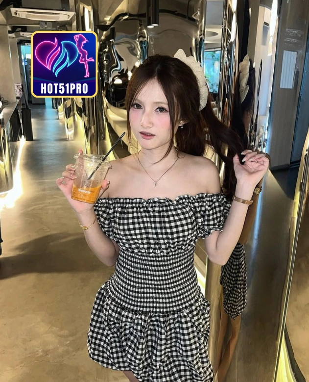 Julia Rogers HOT51PRO
