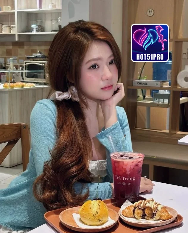 Adinda-HOT51PRO