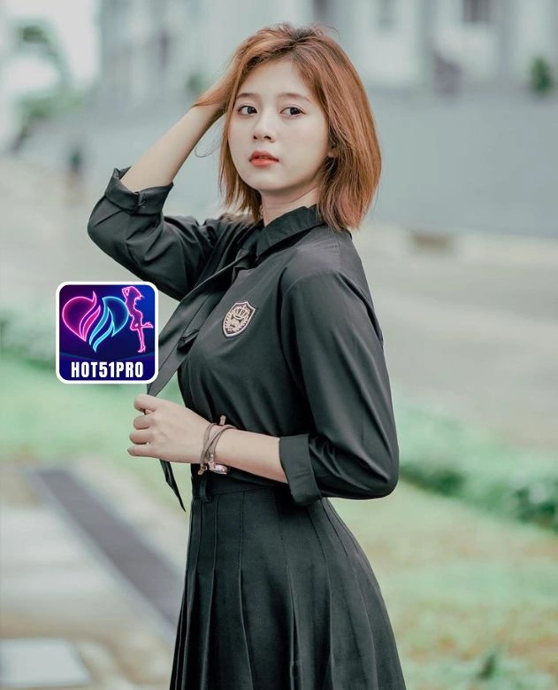 Violet Nelson-HOT51PRO