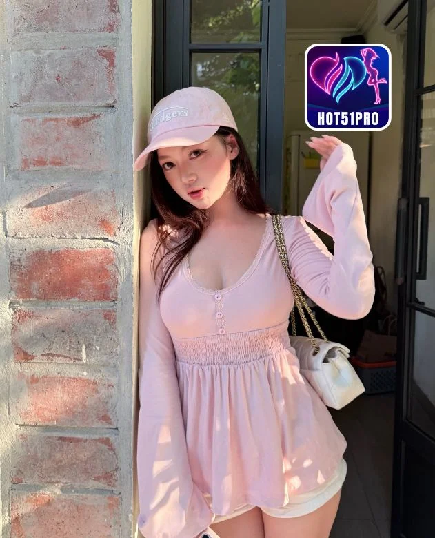 Chloe-HOT51PRO