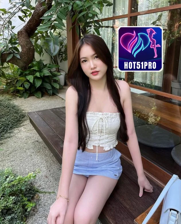 Emily-HOT51PRO
