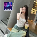Siapa Penelope Host Cantik Hot51 yang Bikin Jagat Maya Geger