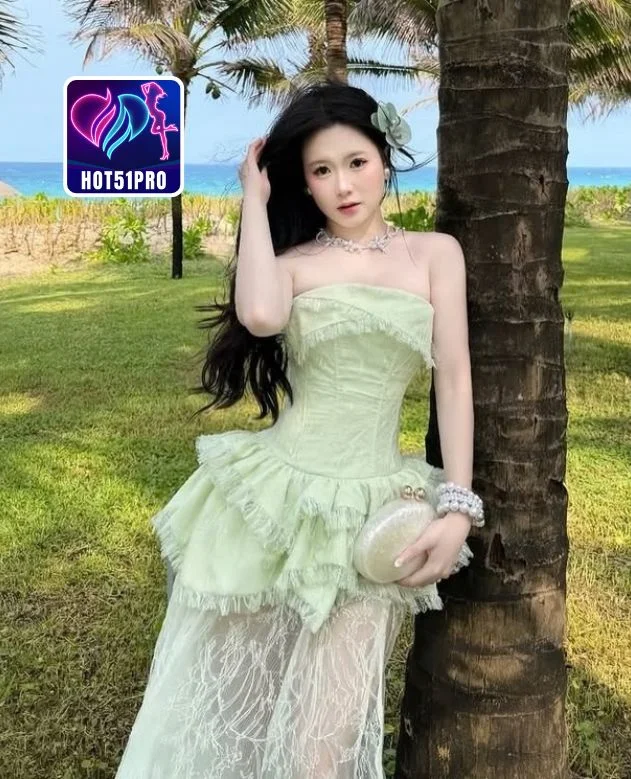 Leah-HOT51PRO